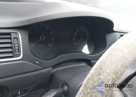 2013 Volkswagen Jetta 2.0L S z USA, uszkodzony, nr VIN 3VW2K7AJ5DM241118